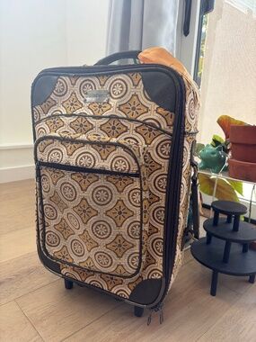 Vintage Billabong Yellow Carryon Suitcase
